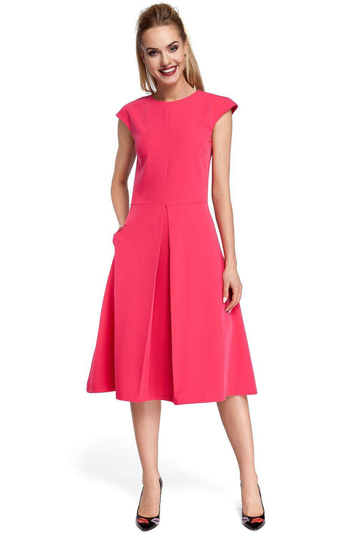 Chic Contrast Pleated Midi Dress - Sophisticated Daytime Elegance