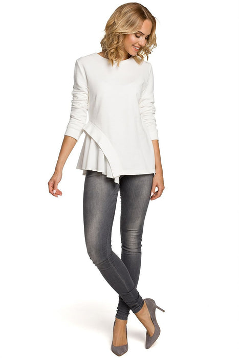 Blouse Moe: Modern Asymmetrical Top crafted from Soft Knit and Airy Fabric Blend