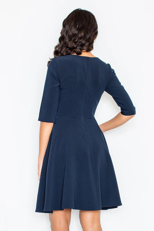 Chic Pleated Knee-Length Dress - Effortless Elegance for Every Occasion