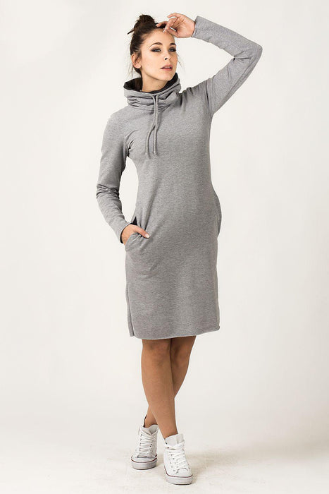 Chic Comfort: Stand-Up Collar Colorblock Sweater Dress for Effortless Daytime Style