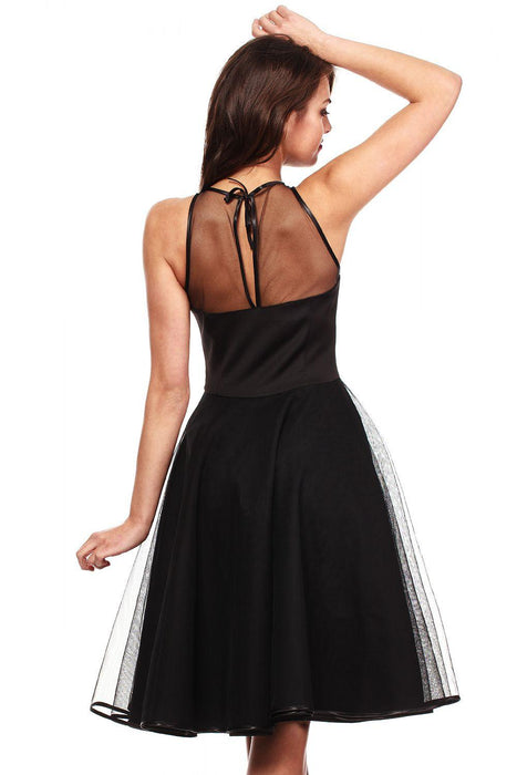 Chic Tulle Neckline Formal Gown: Size L Evening Dress with Velvet Accent