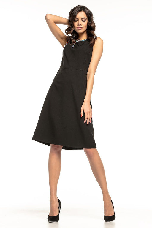 Sophisticated Femme Fatale Day Dress