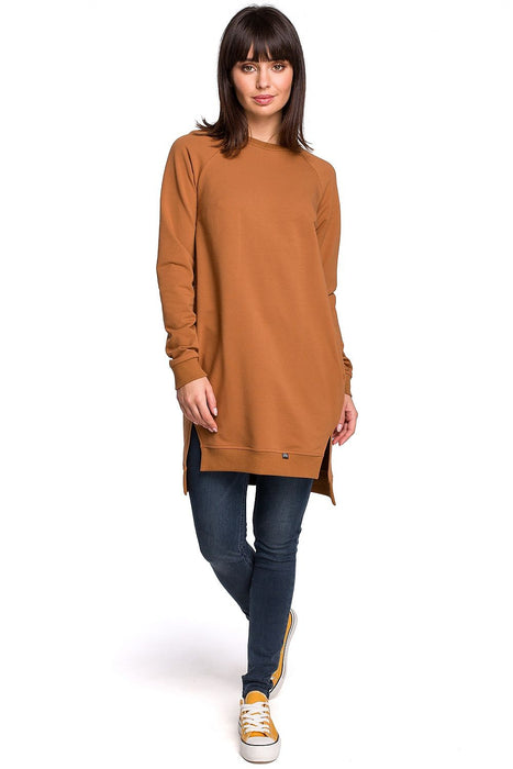 Chic Ribbed Sweatshirt with Convenient Front Pockets