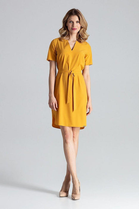 Elegant Midi Dress with Adjustable Waist Tie and Serek Neckline