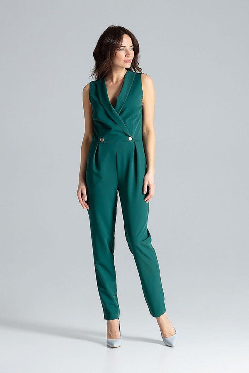 Chic Sleeveless Jumpsuit with Modern Envelope Neckline