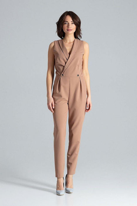 Chic Sleeveless Jumpsuit with Modern Envelope Neckline