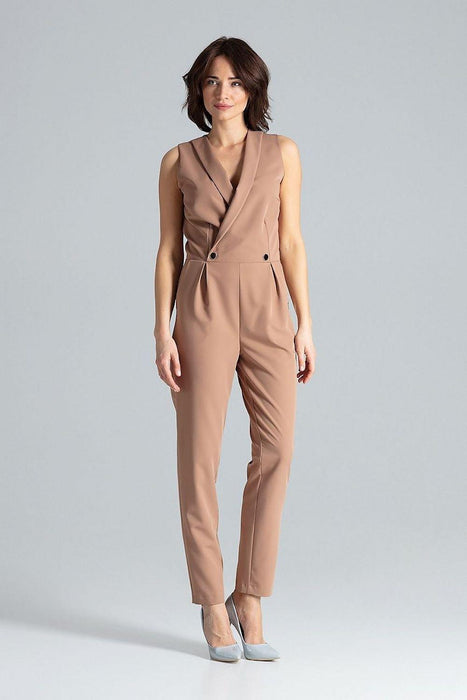 Chic Sleeveless Jumpsuit with Modern Envelope Neckline