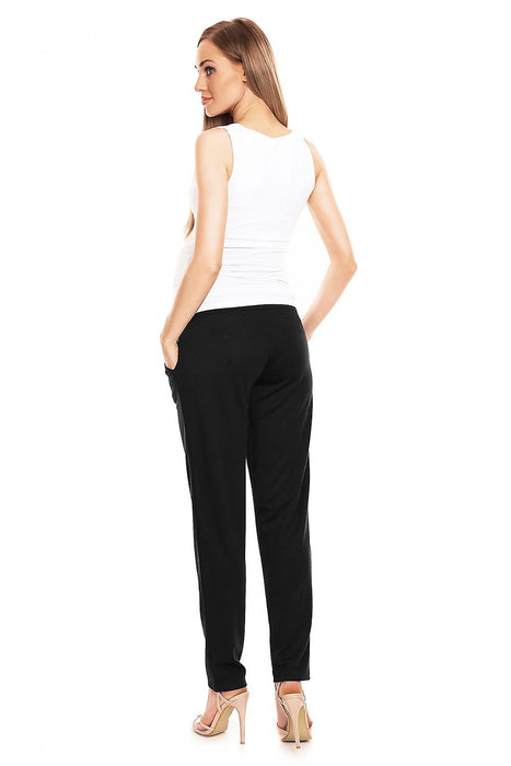 Trendy Maternity Leggings with Innovative Peekaboo Waist for Expecting Moms