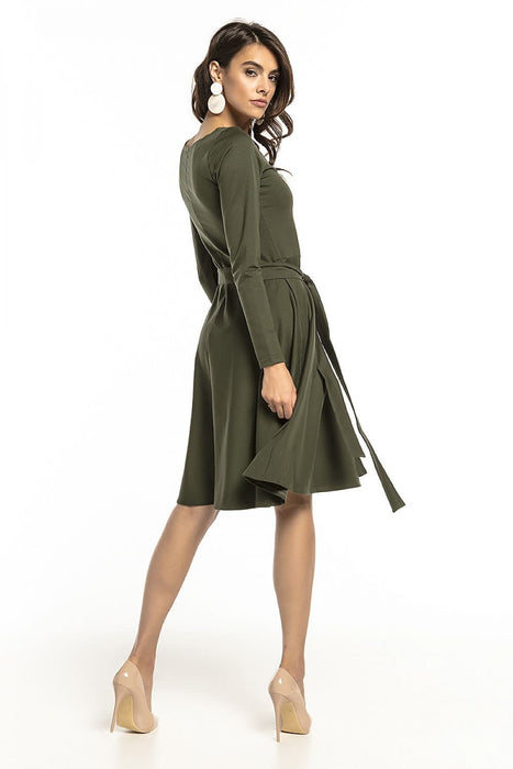 Chic Belted Knit Dress for Everyday Elegance