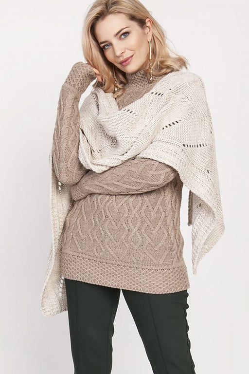 Elegant Knit Wrap - Exquisite Shawl with Detailed Patterns