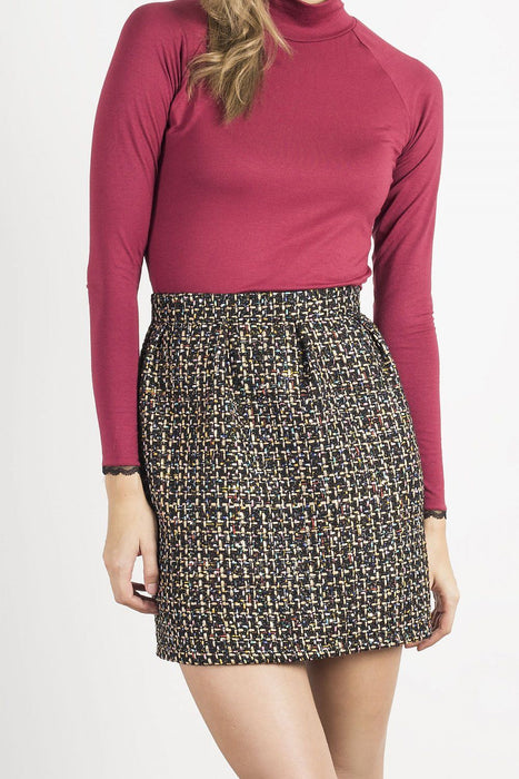 Elegant Zippered Mini Skirt - Timeless Luxury