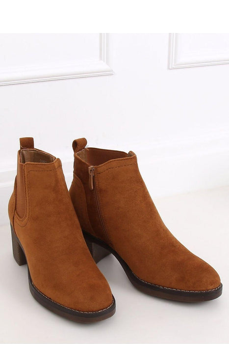 Elegant Women's Heel Boots - Model 146819