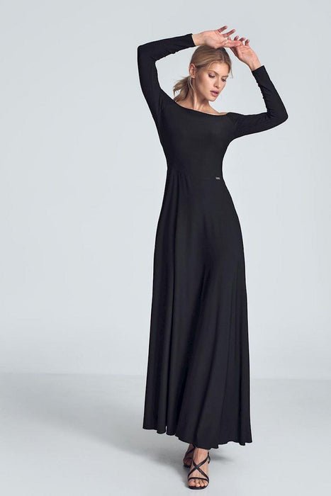 Elegant Off-Shoulder Black Maxi Gown with Pleated Bust and Defined Waist