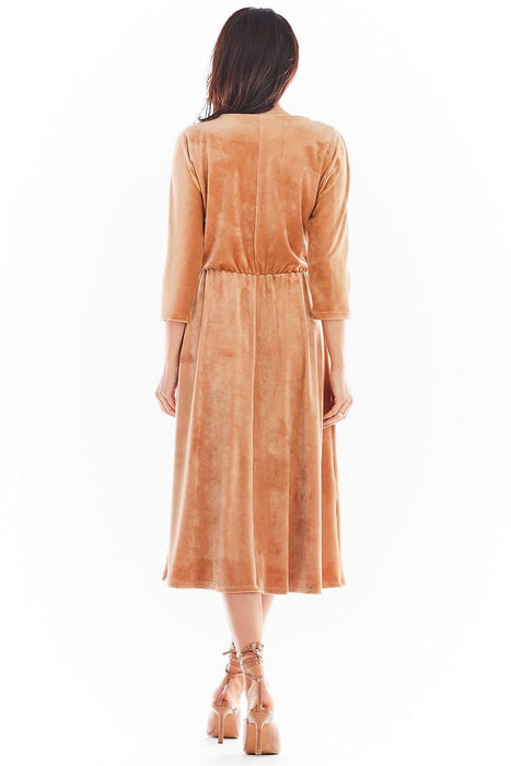 Sophisticated Velour Midi Dress with 3/4 Sleeves