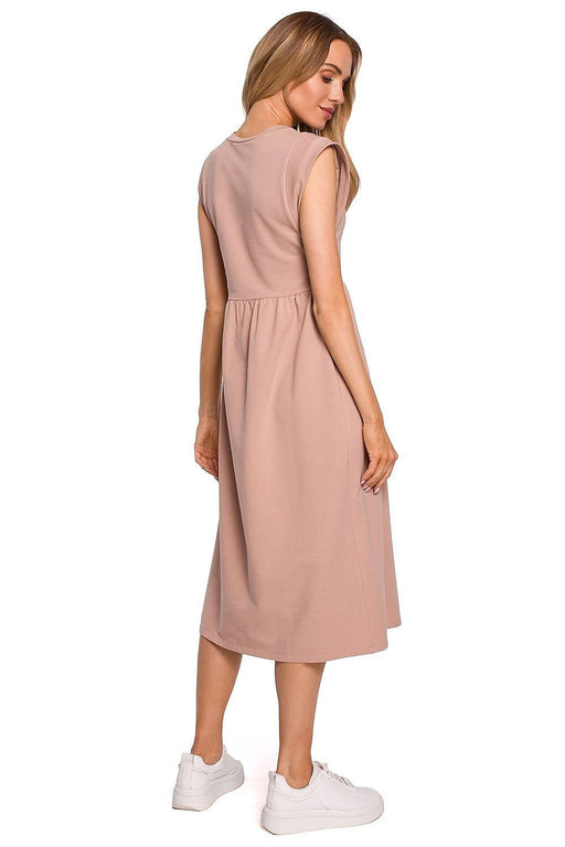 Elegant Knitted Midi Dress with Waist Definition