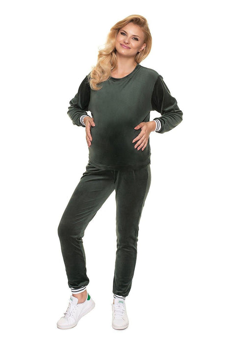 Velvet Comfort Tracksuit Set with Stylish Contrast Trim