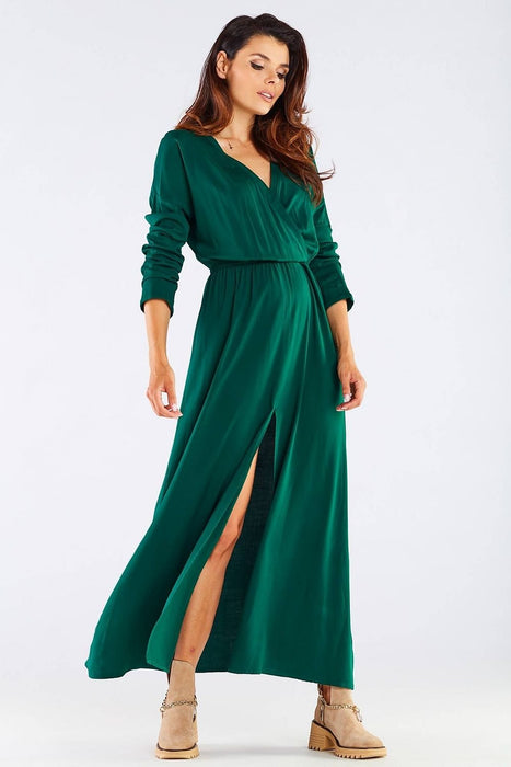 Elegant Long-Sleeve Maxi Dress with Zip Closure