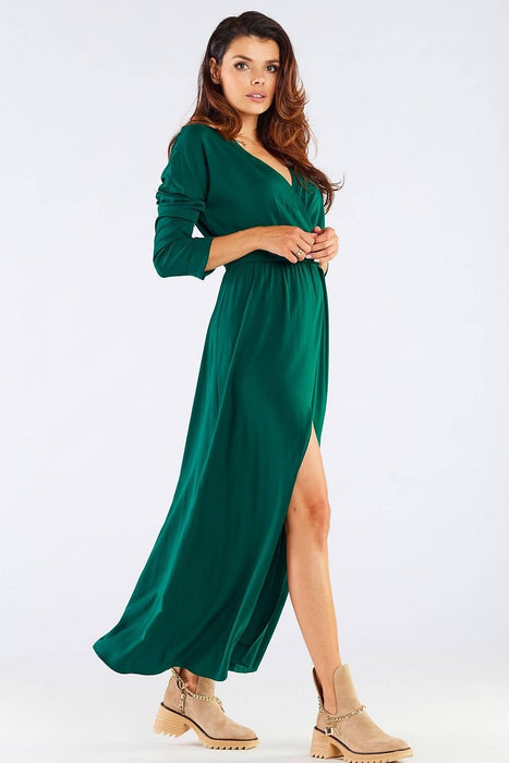 Elegant Long-Sleeve Maxi Dress with Zip Closure