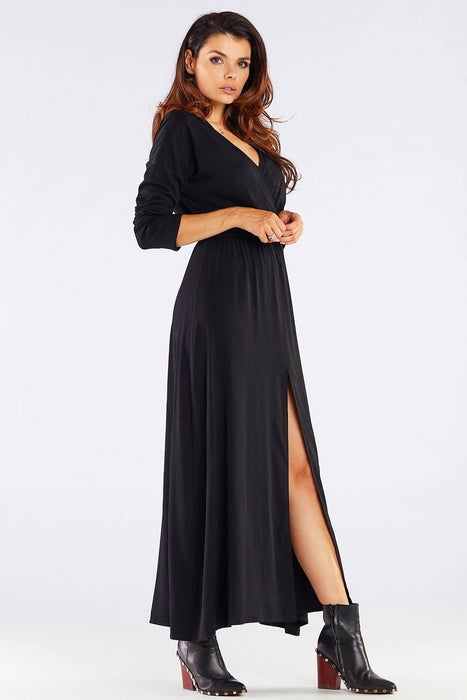 Elegant Long-Sleeve Maxi Dress with Zip Closure