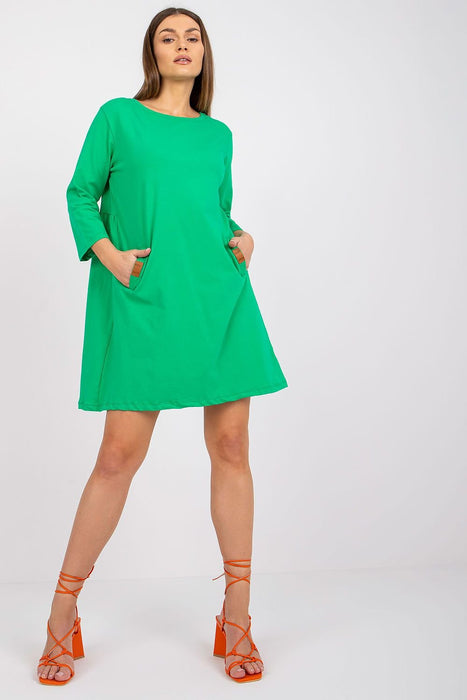 Versatile Cotton Blend Daydress - Trendy 3/4 Sleeves, Relaxed Fit with Functional Pockets