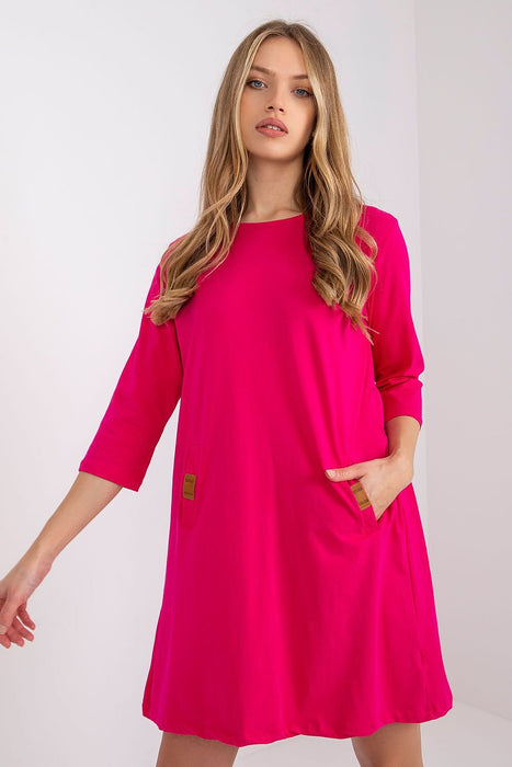 Versatile Cotton Blend Daydress - Trendy 3/4 Sleeves, Relaxed Fit with Functional Pockets