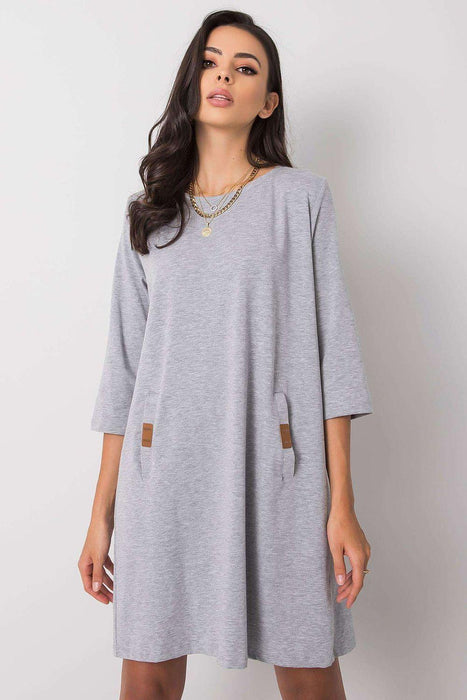 Versatile Cotton Blend Daydress - Trendy 3/4 Sleeves, Relaxed Fit with Functional Pockets