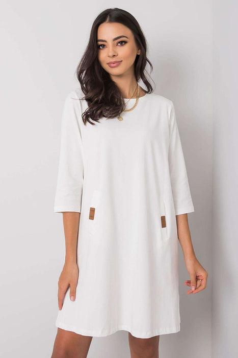 Versatile Cotton Blend Daydress - Trendy 3/4 Sleeves, Relaxed Fit with Functional Pockets