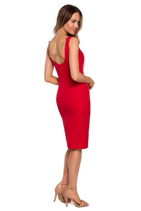 Chic Sleeveless Pencil Dress with Eye-Catching Chain-Back Detail