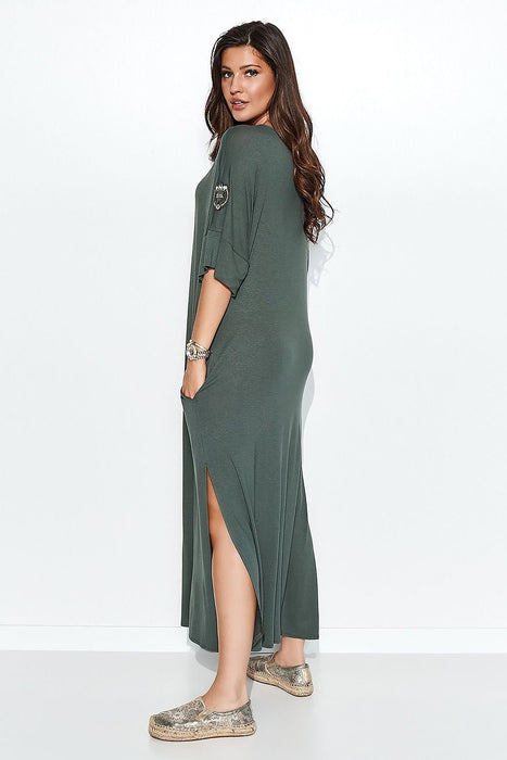 Chic Maxi Dress with Fashionable Slit and Handy Pockets