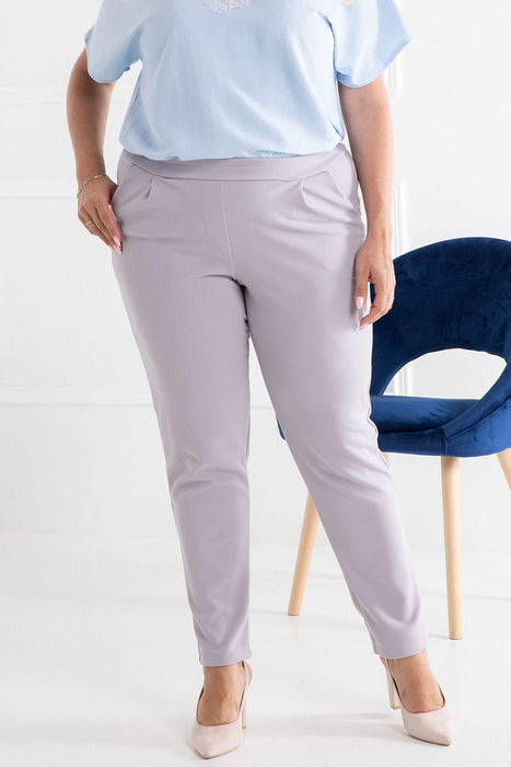 Elegant Plus Size Stretch Pants for Women - A Stylish and Versatile Essential