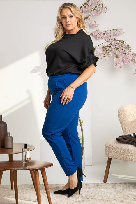 Elegant Plus Size Stretch Pants for Women - A Stylish and Versatile Essential