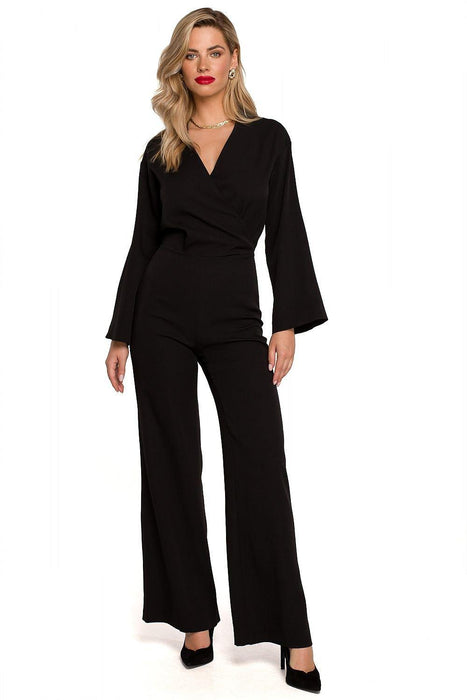 Chic Wide-Legged Jumpsuit with Flared Sleeves