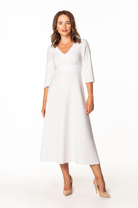 Elegant Maxi Dress with 3/4 Sleeves and Covered Zipper