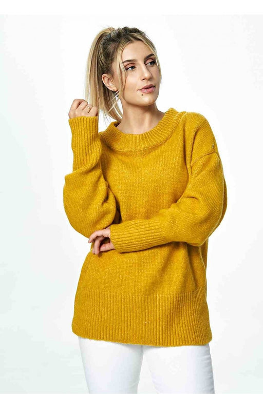 Chic Ribbed Boat Neck Pullover