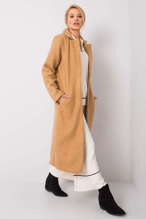 Elegant Parisian-Inspired Coat for the Modern Woman