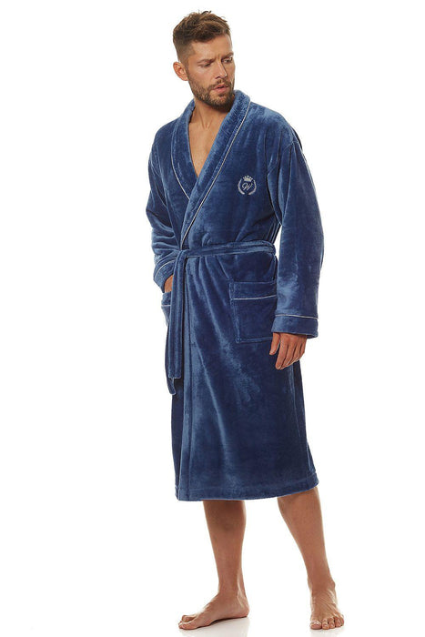 Chic Men's Knit Bathrobe with Stylish Chest Detail and Practical Pockets