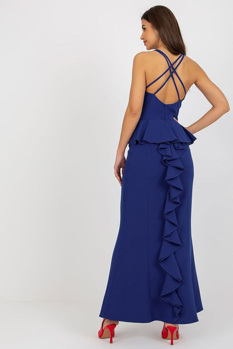 Strapless Elegant Gown with Chic Ruffle Detail