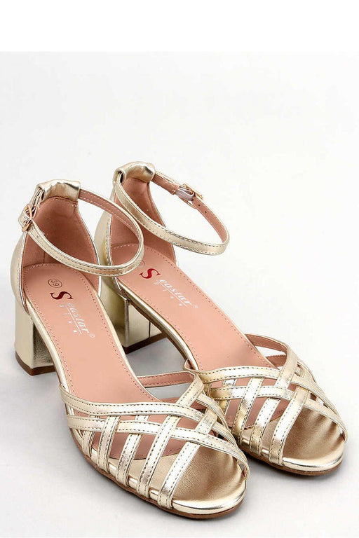 Chic Comfort Heel Sandals Style 177337