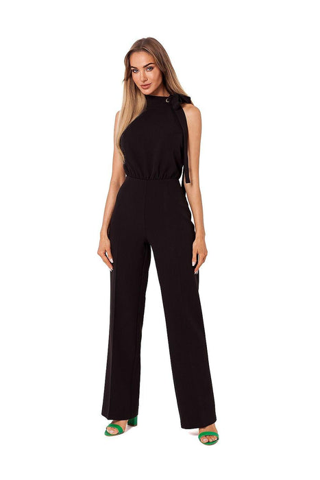 Chic Halter Neck Jumpsuit with Stylish Tie Detail