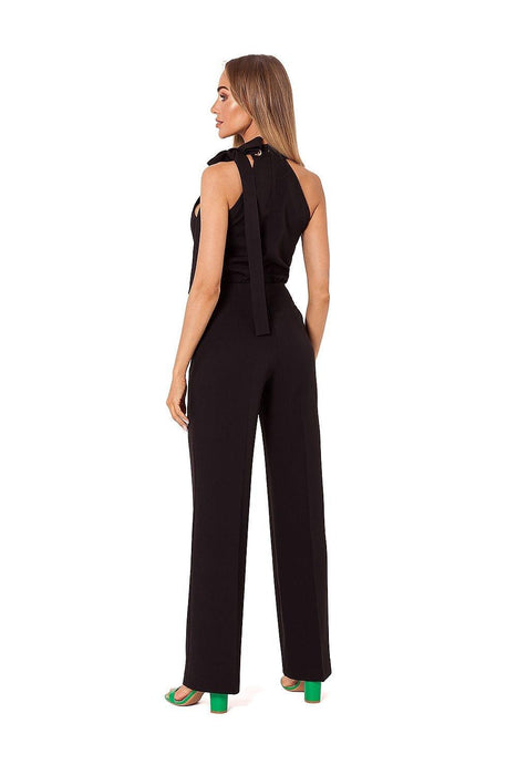 Chic Halter Neck Jumpsuit with Stylish Tie Detail