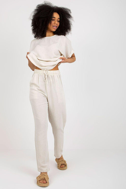 Chic Summer Set: Parisian Blouse & Tailored High-Waisted Pants