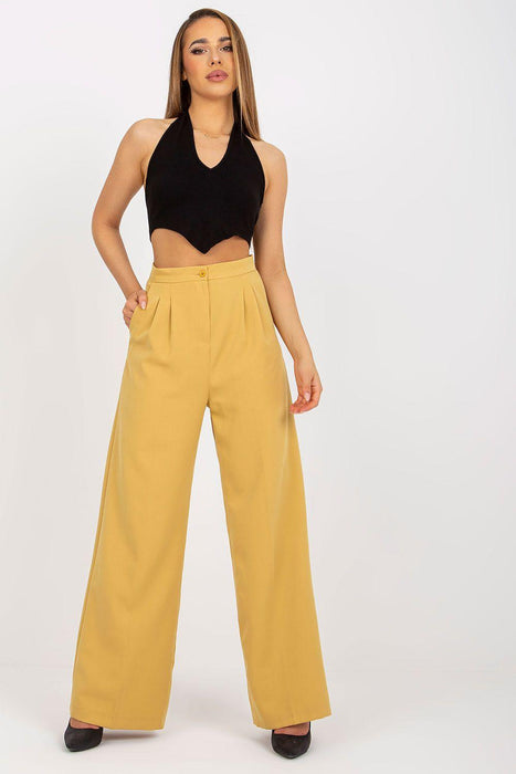 Chic High-Waisted Trousers with Stylish Side Pockets