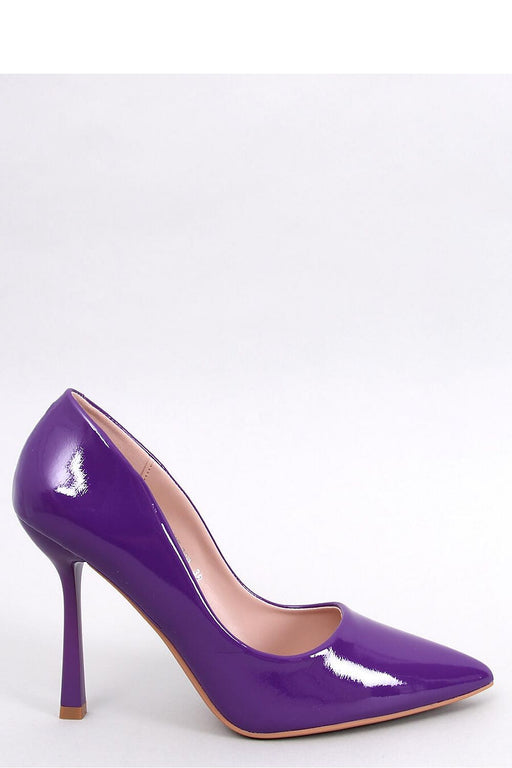 High heels model 181043