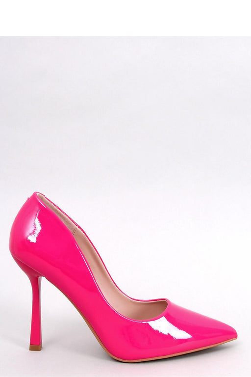 High heels model 181044