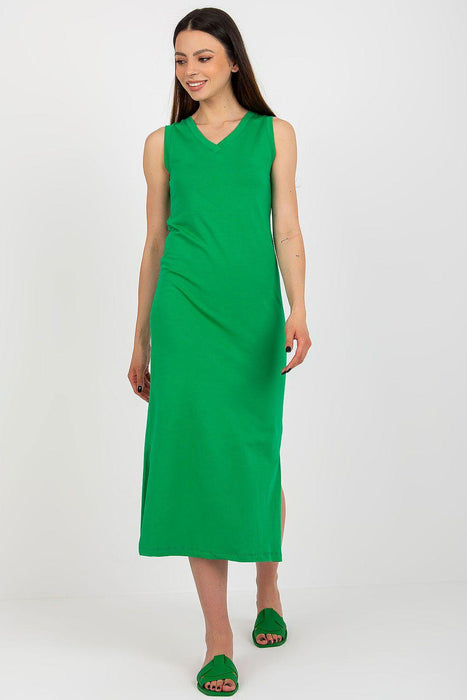 Chic Heart Neckline Sleeveless Daydress with Stylish Side Slits - Cotton Spandex Blend