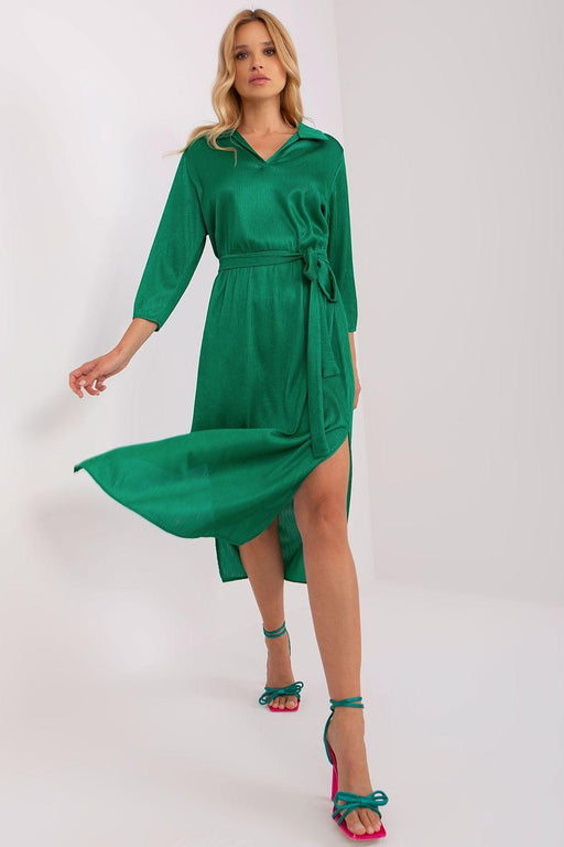 Chic Ribbed V-Neck Midi Dress with Adjustable Waist Detail