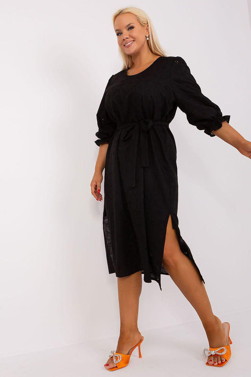 Stylish Plus Size Cotton Dress with Elegant Embroidery