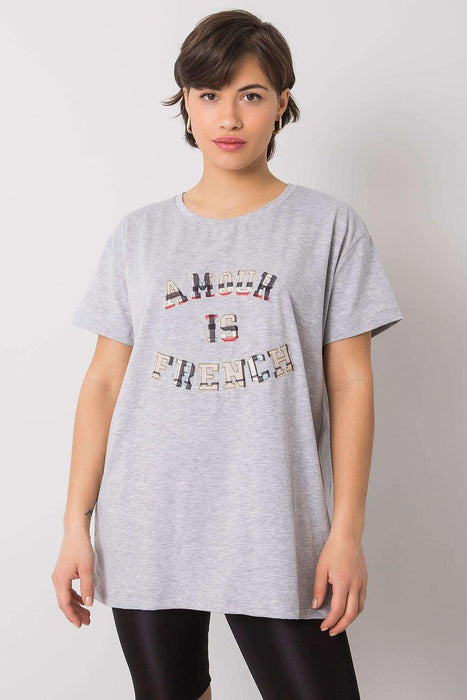 Stylish Women's Graphic Tee for Any Occasion