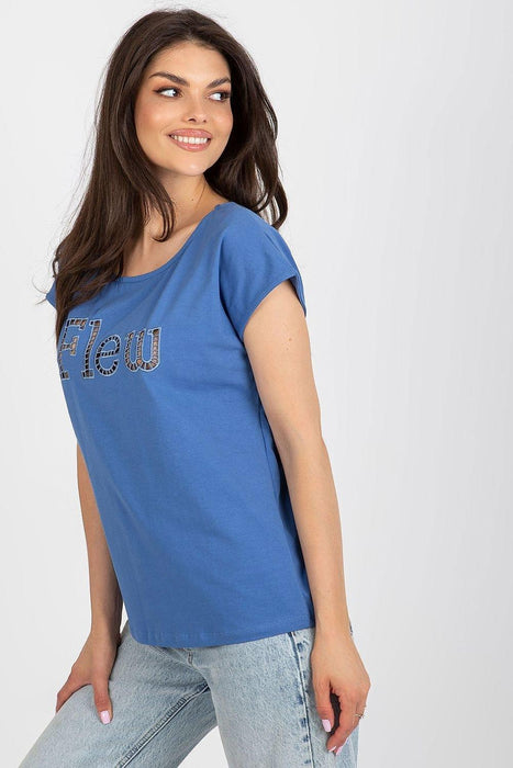 Stylish Cut-Out T-Shirt for Trendsetting Women