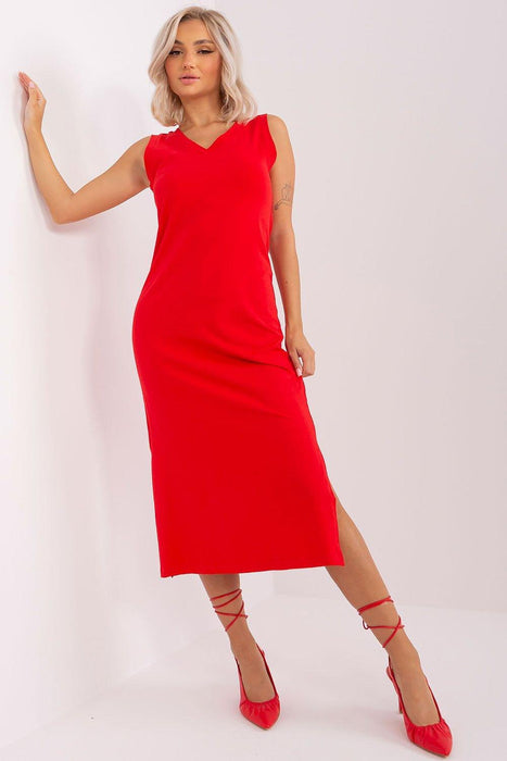 Chic Heart Neckline Sleeveless Daydress with Stylish Side Slits - Cotton Spandex Blend